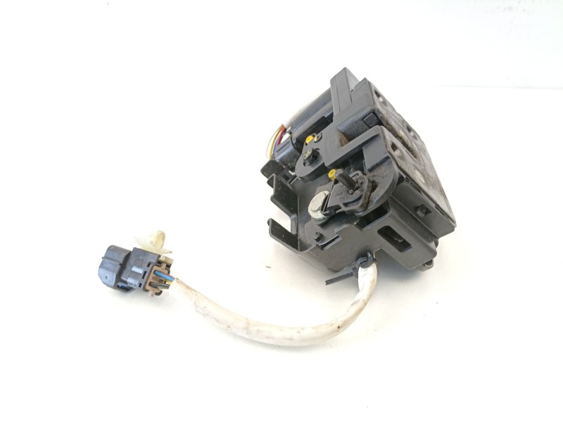 Recambio de cerradura puerta trasera derecha para hyundai getz 1.5 crdi referencia OEM IAM 814201C020  