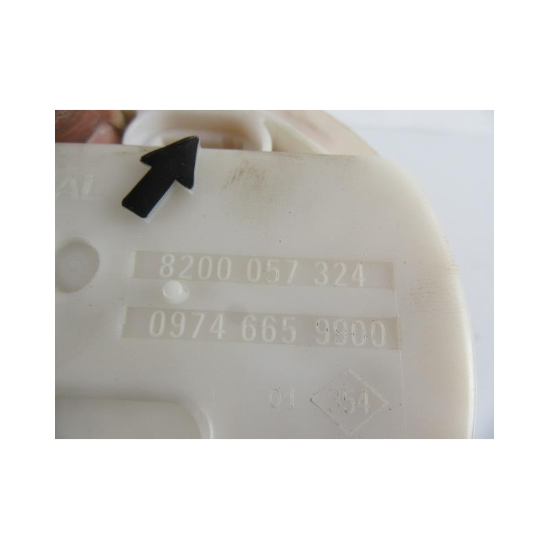 Recambio de bomba gasolina / aforadores : renault clio : 1.1 g [2001] para renault clio 1.1 g referencia OEM IAM 8200057324CONBO