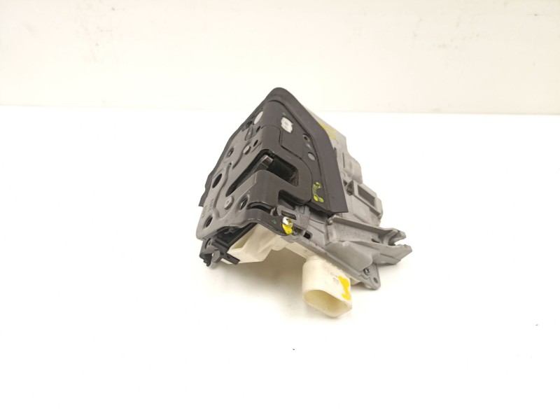 Recambio de cerradura puerta delantera izquierda para audi a3 1.9 tdi referencia OEM IAM 4F1837015E  