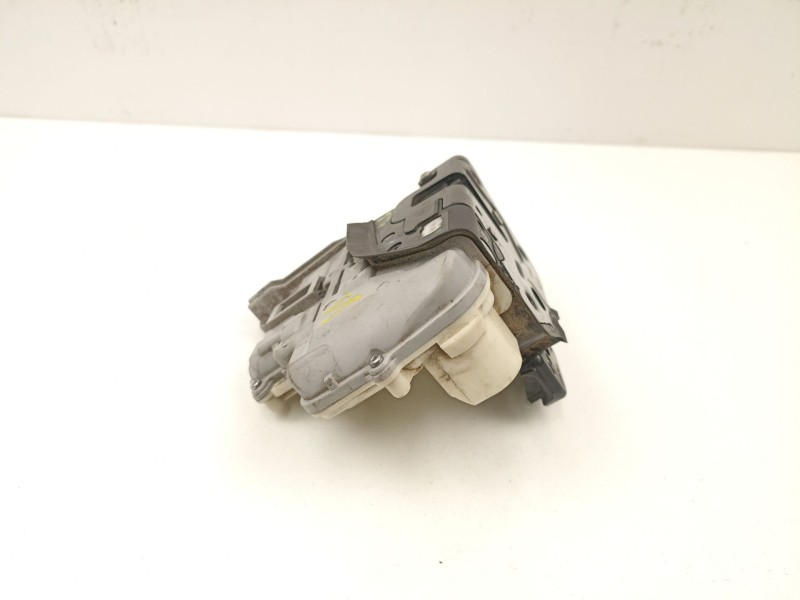 Recambio de cerradura puerta delantera izquierda para audi a3 1.9 tdi referencia OEM IAM 4F1837015E  