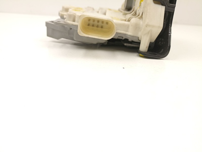 Recambio de cerradura puerta delantera izquierda para audi a3 1.9 tdi referencia OEM IAM 4F1837015E  