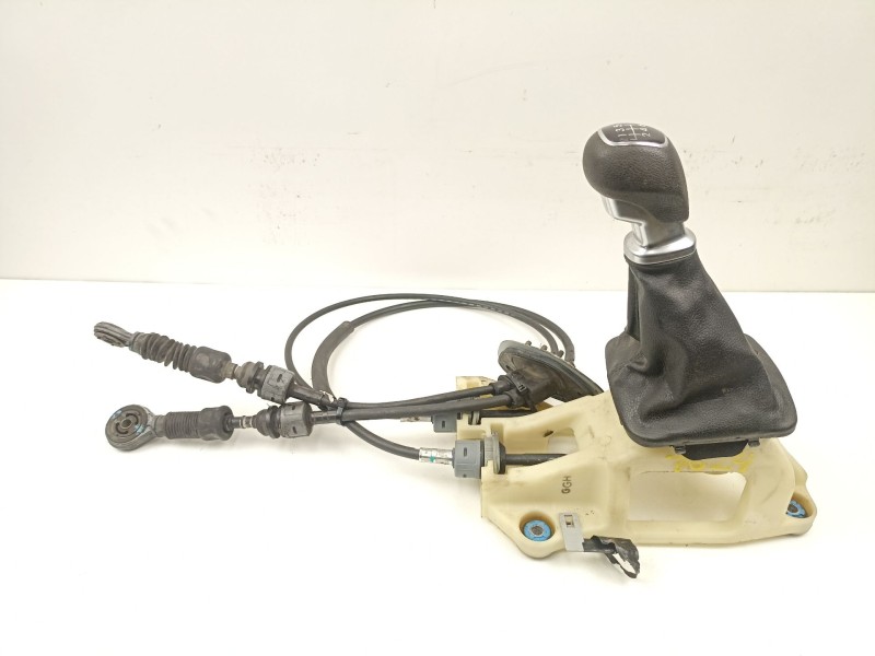 Recambio de palanca cambio manual para kia ceed 1.6 crdi - d4fb referencia OEM IAM 437001H050  