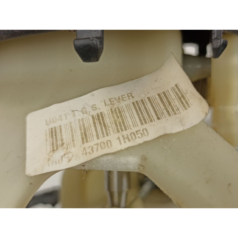Recambio de palanca cambio manual para kia ceed 1.6 crdi - d4fb referencia OEM IAM 437001H050  