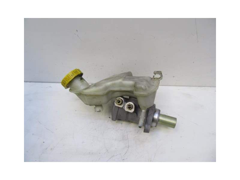 Recambio de bomba de freno para ford fiesta v (jh_, jd_) 1.3 referencia OEM IAM 1325333  