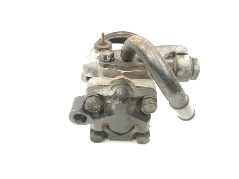 Recambio de bomba direccion para hyundai getz 1.1 g -4hd referencia OEM IAM 571101C000  