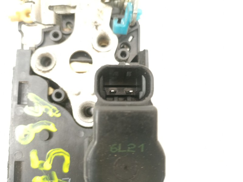 Recambio de cerradura puerta delantera izquierda para chevrolet kalos 1.4 se referencia OEM IAM 96272643  