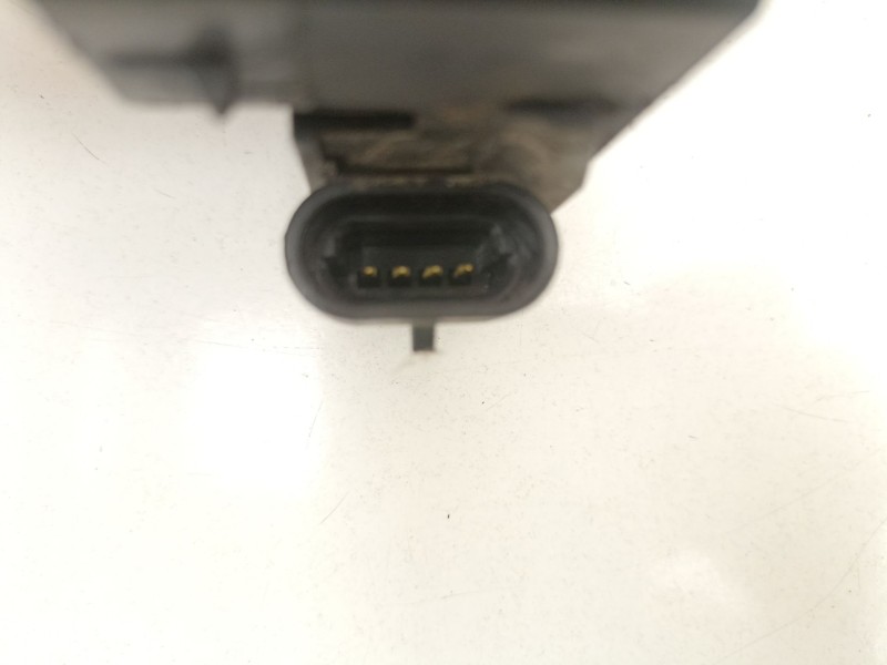 Recambio de cerradura puerta delantera izquierda para chevrolet kalos 1.4 se referencia OEM IAM 96272643  