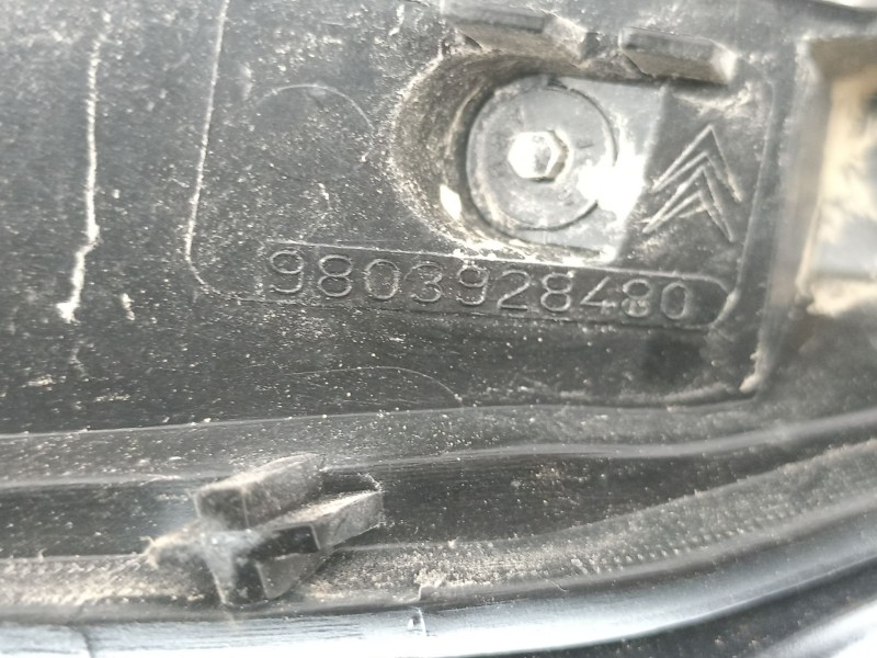 Recambio de piloto trasero derecho para citroën c3 ii (sc_) 1.2 vti 82 referencia OEM IAM 9803928480  