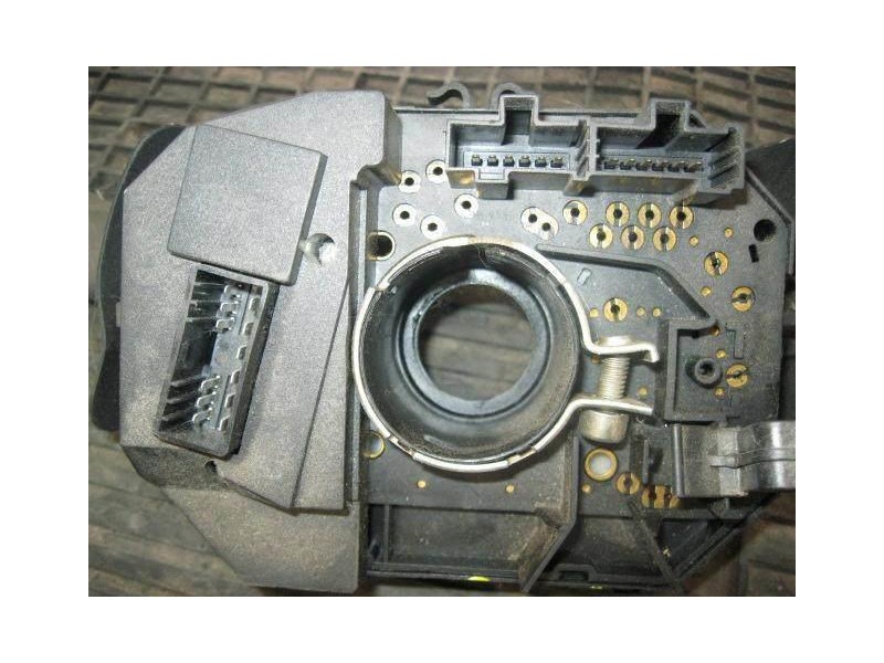 Recambio de mando luces y limpias : fiat punto : 1.9d(188a3000)gasoleo a (59,84cv)3p [2001] para fiat punto 1.9d(188a3000)gasole