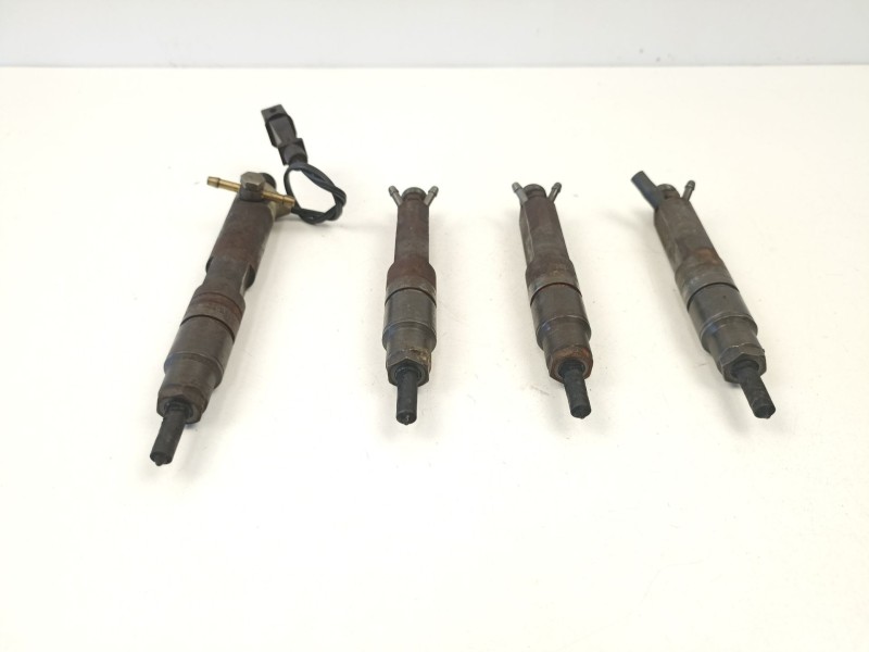 Recambio de inyectores juego para seat toledo i (1l2) 1.9 tdi referencia OEM IAM 028130201G  028130201J