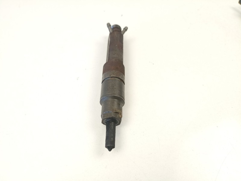 Recambio de inyectores juego para seat toledo i (1l2) 1.9 tdi referencia OEM IAM 028130201G  028130201J