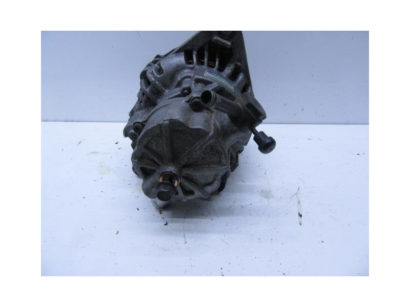 Recambio de alternador : kia sorento : 2.5 crdi (140,04cv) [2004] para kia sorento 2.5 crdi referencia OEM IAM 37300-4A110  