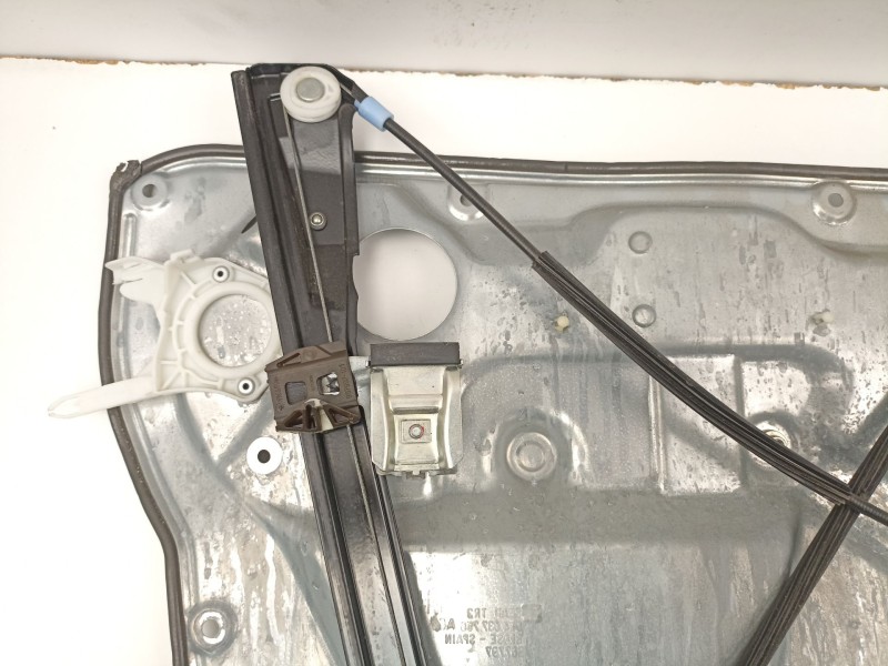 Recambio de elevalunas delantero derecho para seat ibiza iii (6l1) 1.4 16v referencia OEM IAM 6L4837752ER  6L2959801