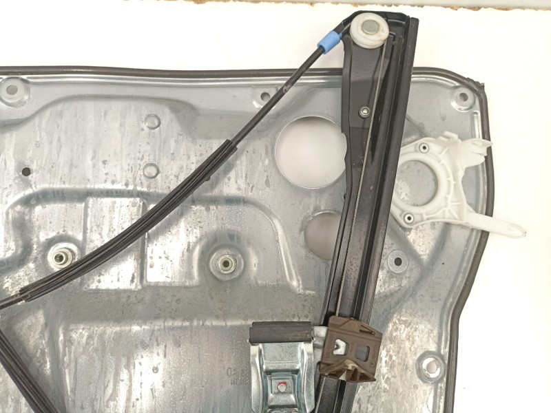 Recambio de elevalunas delantero izquierdo para seat ibiza iii (6l1) 1.4 16v referencia OEM IAM 6L4837751EE  6L2959802A