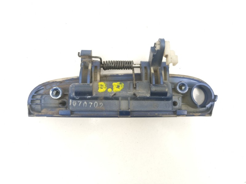 Recambio de manilla delantera derecha para kia picanto i (sa) 1.0 referencia OEM IAM 8266007010  