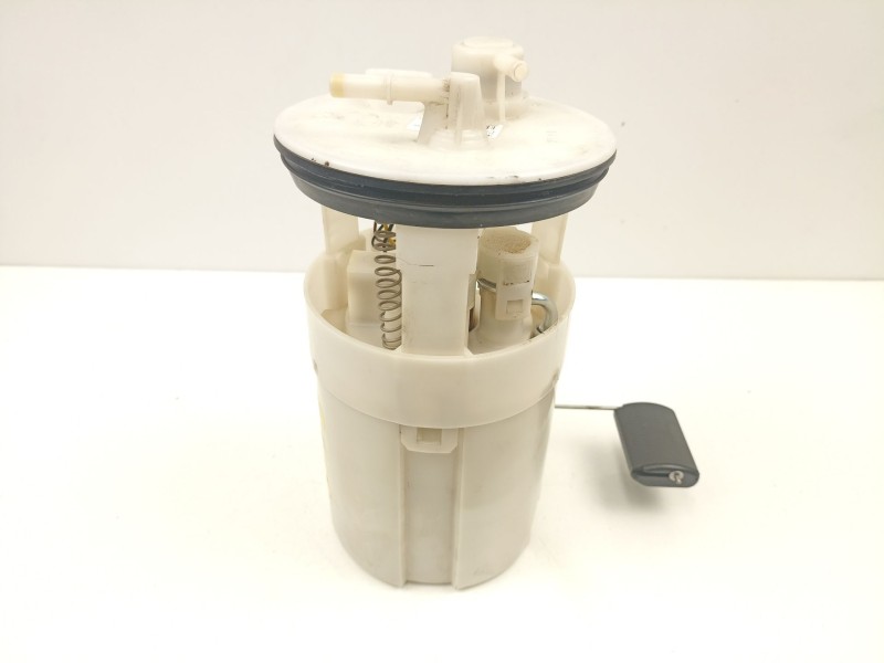 Recambio de bomba combustible aforador para kia picanto i (sa) 1.0 referencia OEM IAM 3111007000  