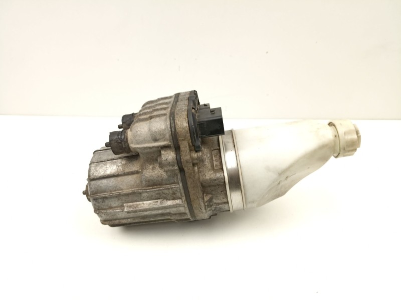 Recambio de bomba direccion electrica para opel astra h berlina 1.7 16v cdti referencia OEM IAM 13192897  