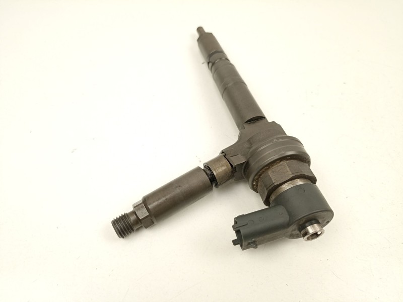 Recambio de inyectores juego para opel astra h berlina 1.7 16v cdti referencia OEM IAM 97363812 0445110175 