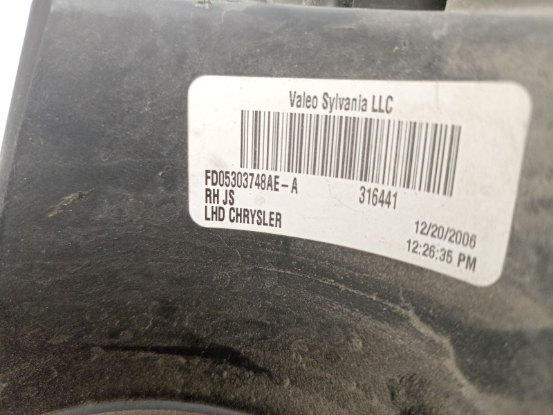 Recambio de faro derecho para chrysler sebring (js) 2.0 vvt referencia OEM IAM 5303748AE  FD05303748AE