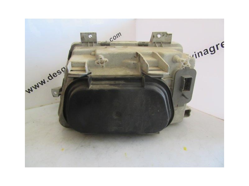 Recambio de faro dcho. : m. benz sprinter : (mercedes 208)2.3 td /601.943i 5p [1999] para m. benz sprinter (mercedes 208) 2.3 td