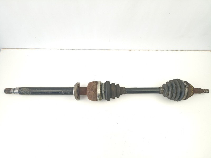 Recambio de transmision delantera derecha para opel zafira 1.9 cdti referencia OEM IAM 13245911  