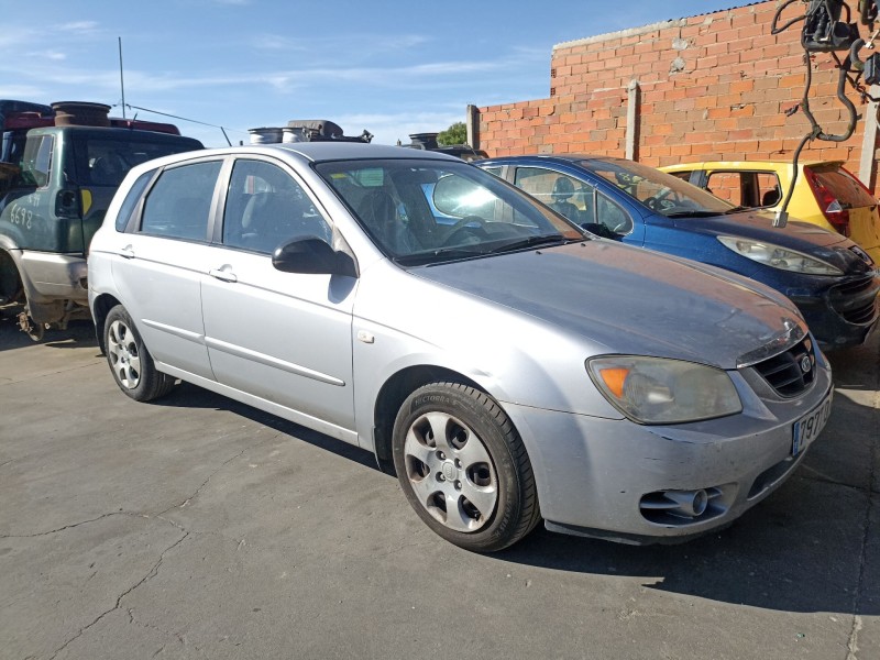 kia cerato i hatchback (ld) del año 2006