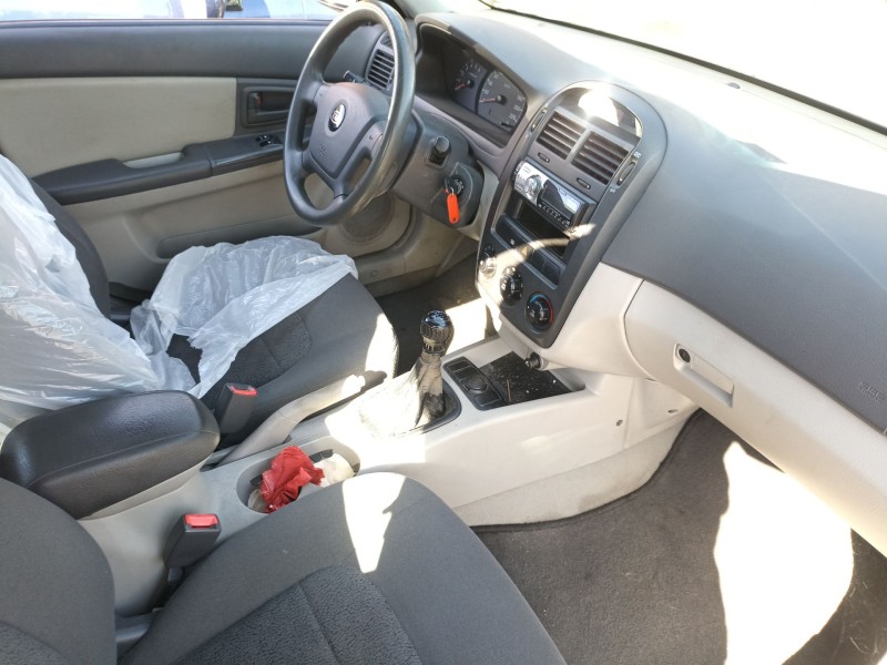 kia cerato i hatchback (ld) del año 2006