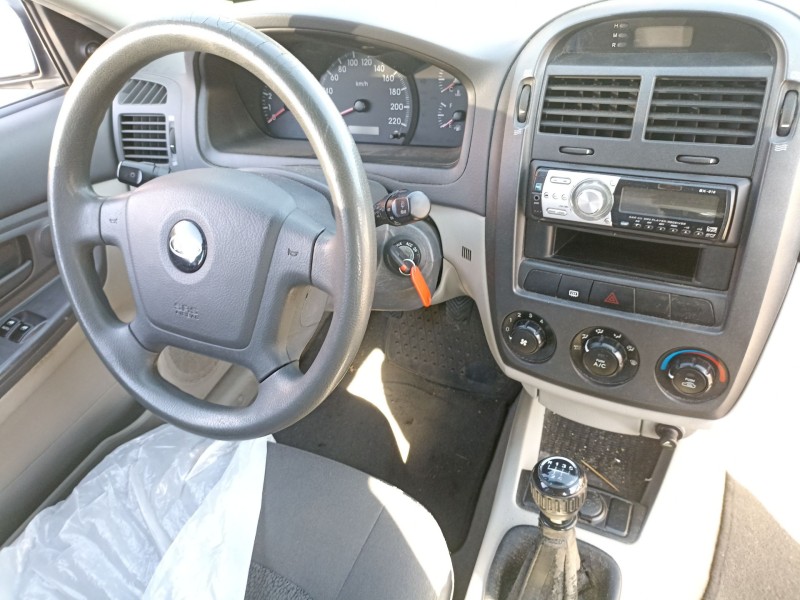 kia cerato i hatchback (ld) del año 2006