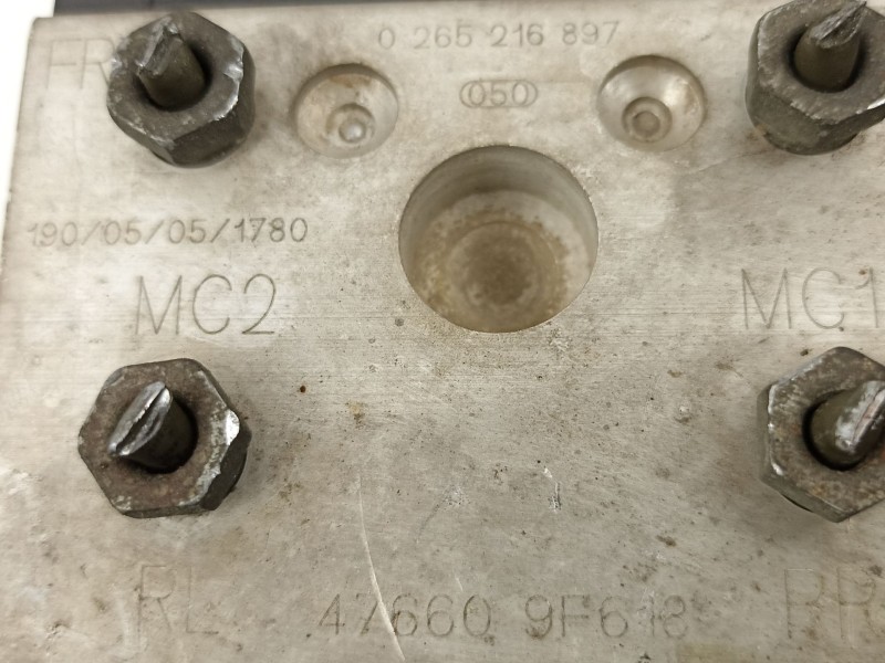 Recambio de abs para nissan primera (p11) 1.6 16v referencia OEM IAM 476609F618 0265216897 