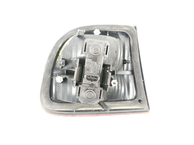 Recambio de piloto porton derecho para seat leon (1m1) 1.9 tdi referencia OEM IAM 1M6945092B  