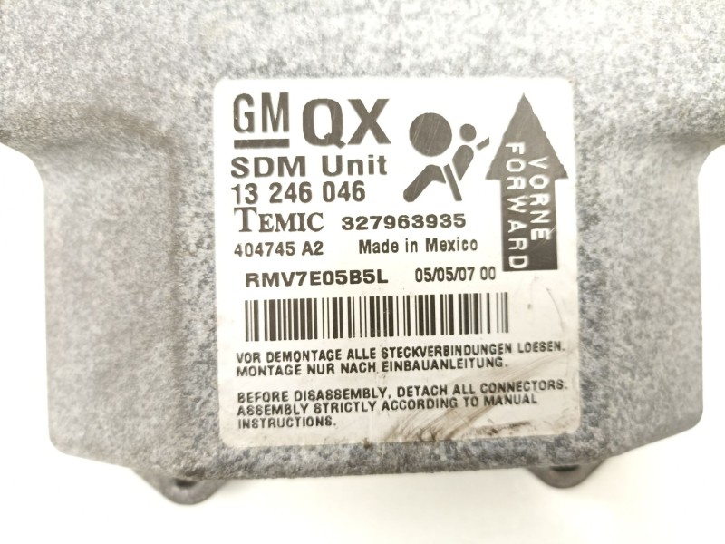 Recambio de centralita airbag para opel zafira 1.9 cdti referencia OEM IAM 13246046  