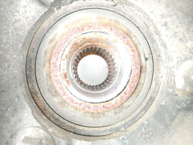 Recambio de mangueta delantera derecha para chevrolet captiva (c100, c140) 2.2 d referencia OEM IAM 25944110  