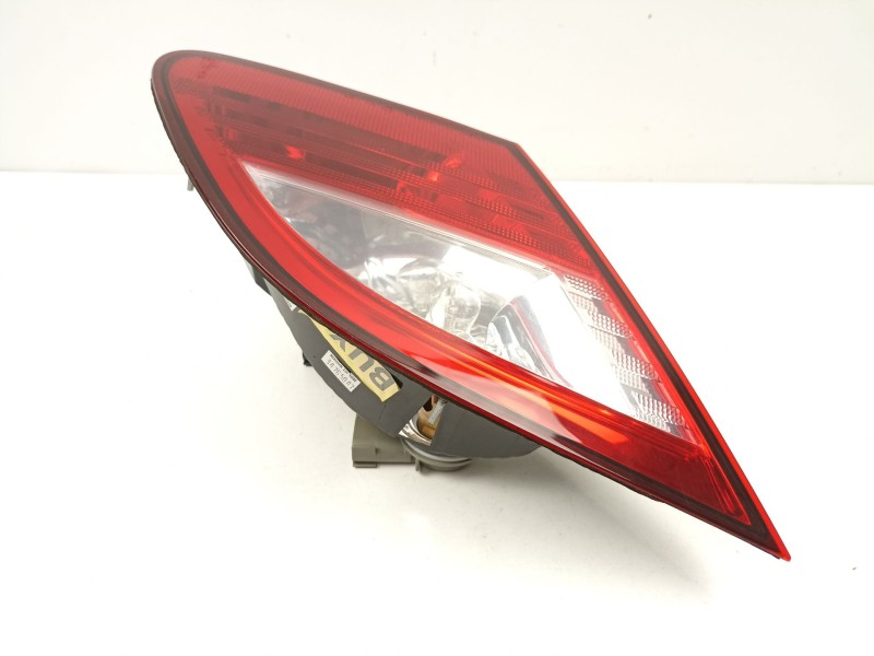 Recambio de piloto porton izquierdo para chrysler sebring (js) 2.0 vvt referencia OEM IAM 4389495AD  