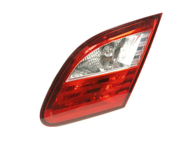 Recambio de piloto porton derecho para chrysler sebring (js) 2.0 vvt referencia OEM IAM 4389494AD  