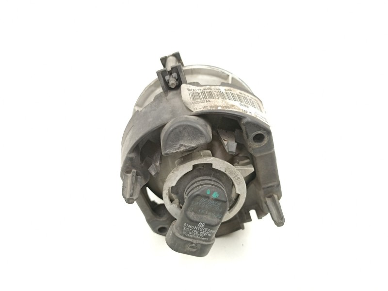 Recambio de antiniebla derecho para chrysler sebring (js) 2.0 vvt referencia OEM IAM 4805857AA  
