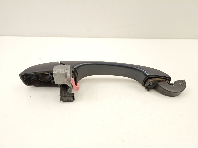 Recambio de manilla delantera izquierda para chrysler sebring (js) 2.0 vvt referencia OEM IAM XU57EBLAA  