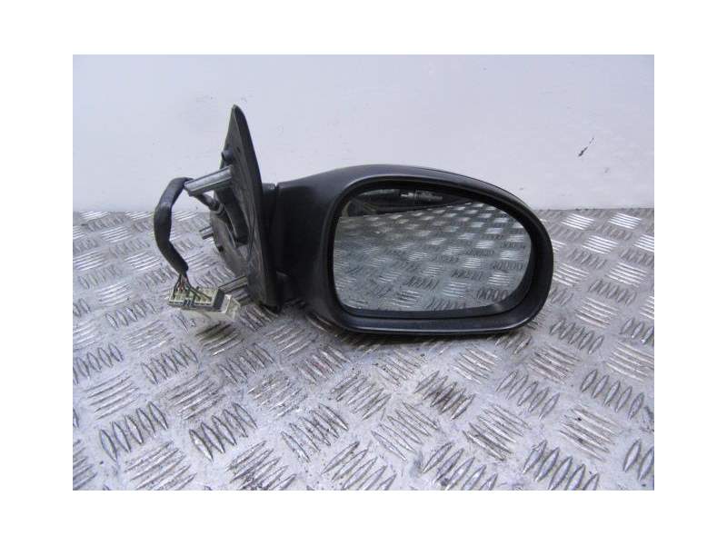 Recambio de retrovisor derecho para peugeot 406 (8b) 2.1 td 12v referencia OEM IAM 86283370  