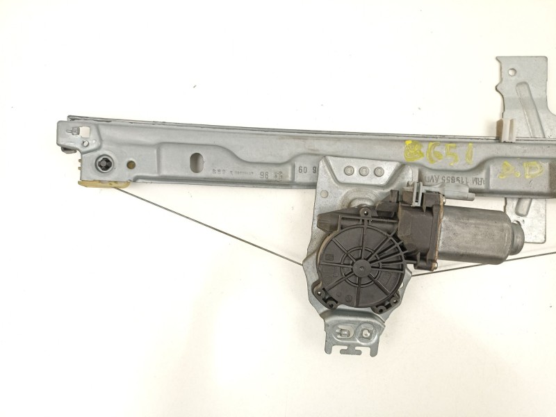 Recambio de elevalunas delantero derecho para peugeot 207/207+ (wa_, wc_) 1.4 hdi referencia OEM IAM 9681182280  