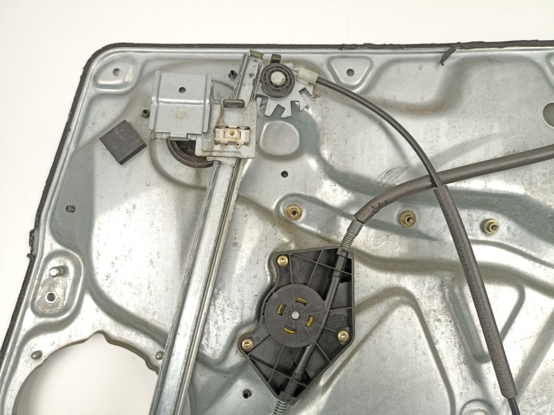 Recambio de elevalunas delantero izquierdo para volkswagen passat b5.5 (3b3) 1.9 tdi referencia OEM IAM 3B4837751LD  