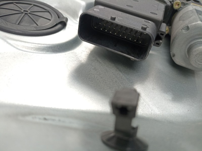 Recambio de elevalunas delantero derecho para volkswagen passat b5.5 (3b3) 1.9 tdi referencia OEM IAM 3B4837752HQ  