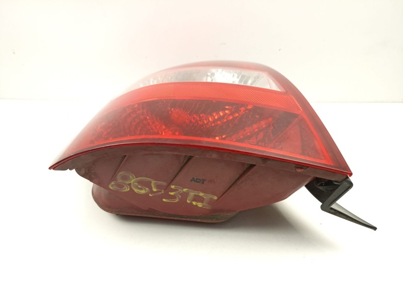 Recambio de piloto trasero izquierdo para kia cerato i hatchback (ld) 1.5 crdi referencia OEM IAM 924012F210  