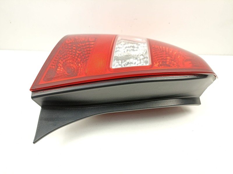 Recambio de piloto trasero izquierdo para kia cerato i hatchback (ld) 1.5 crdi referencia OEM IAM 924012F210  