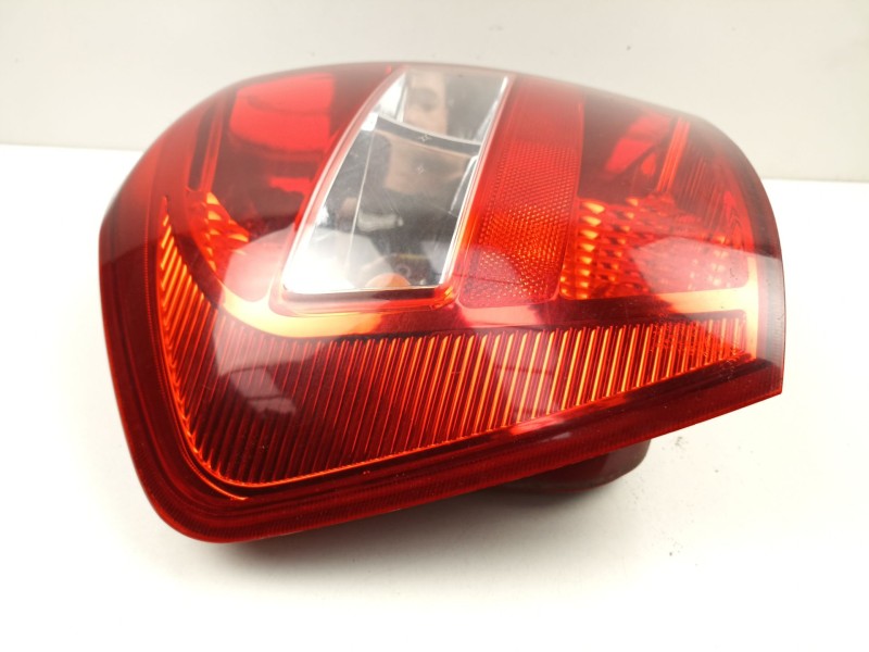 Recambio de piloto trasero izquierdo para kia cerato i hatchback (ld) 1.5 crdi referencia OEM IAM 924012F210  