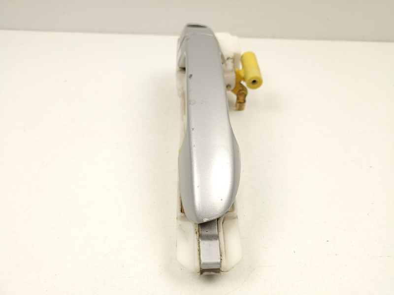 Recambio de manilla delantera derecha para kia cerato i hatchback (ld) 1.5 crdi referencia OEM IAM 826652F000  