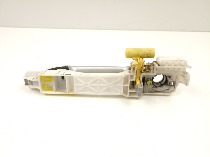 Recambio de manilla delantera derecha para kia cerato i hatchback (ld) 1.5 crdi referencia OEM IAM 826652F000  