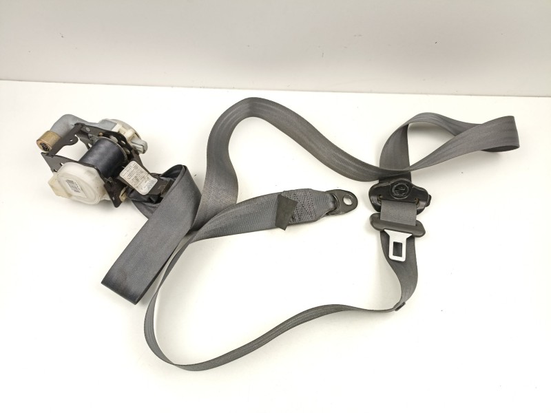 Recambio de cinturon seguridad delantero derecho para kia cerato i hatchback (ld) 1.5 crdi referencia OEM IAM 888202F001  