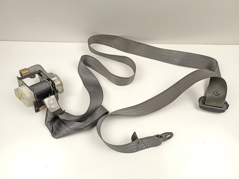 Recambio de cinturon seguridad delantero izquierdo para kia cerato i hatchback (ld) 1.5 crdi referencia OEM IAM 888102F001  