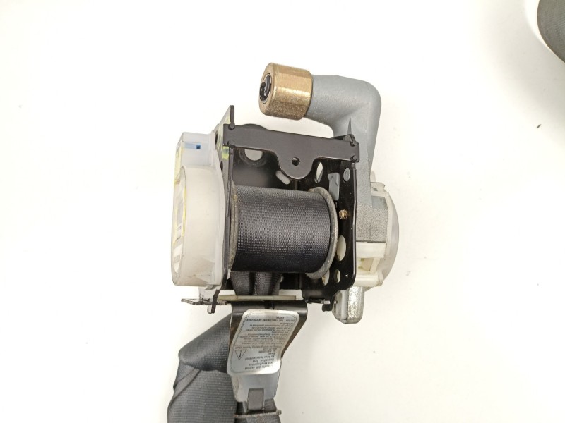 Recambio de cinturon seguridad delantero izquierdo para kia cerato i hatchback (ld) 1.5 crdi referencia OEM IAM 888102F001  
