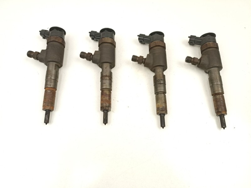 Recambio de inyectores juego para peugeot 207/207+ (wa_, wc_) 1.4 hdi referencia OEM IAM 1980K2 0445110252 