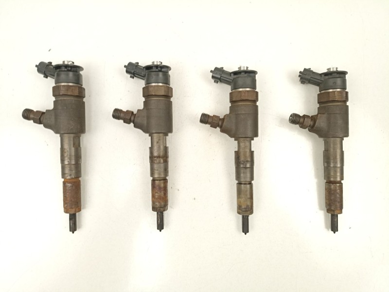 Recambio de inyectores juego para peugeot 207/207+ (wa_, wc_) 1.4 hdi referencia OEM IAM 1980K2 0445110252 
